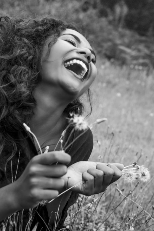 Yasmin Honeychurch smiling for acting model portfolio donatella parisini byron bay fashion photographer 14